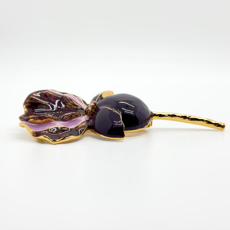 Floral Enameled Brooch – Purple Fashion Pin for Coats and Elegant Winter Styles