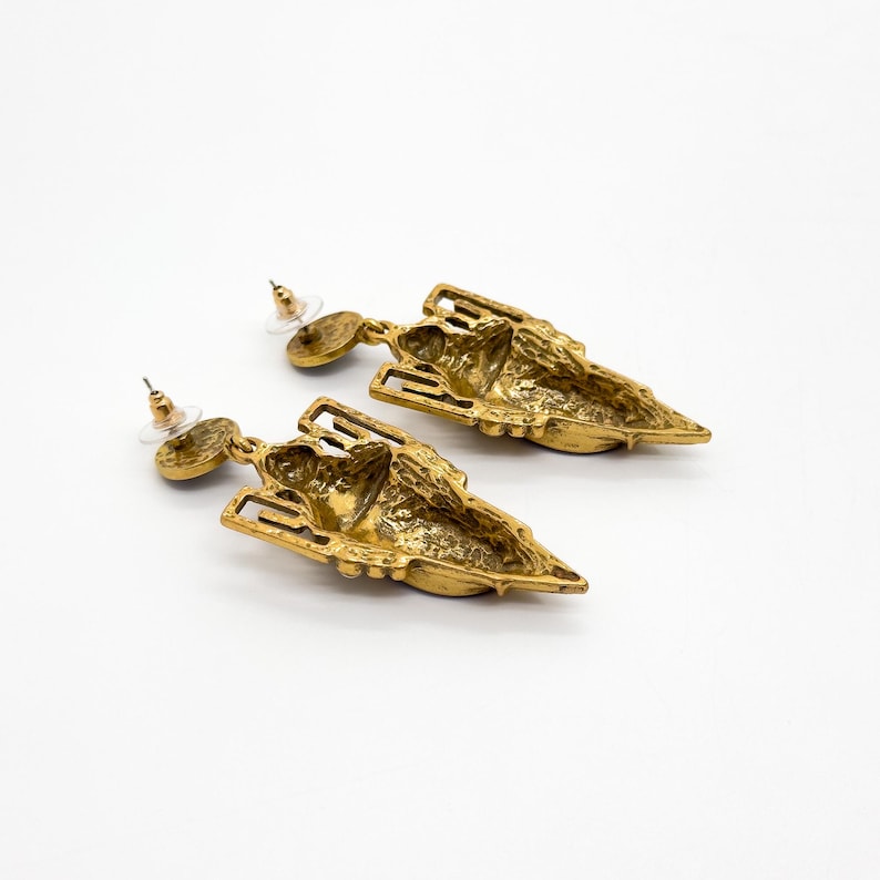 Pigeon Earrings with Palace-Inspired Court Style – Ethnic Boho Elegance
