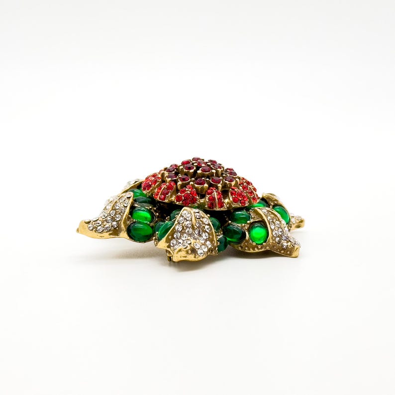 Floral Sunflower Brooch – Stamen Design for Countryside Style Suits and Coat Accessories