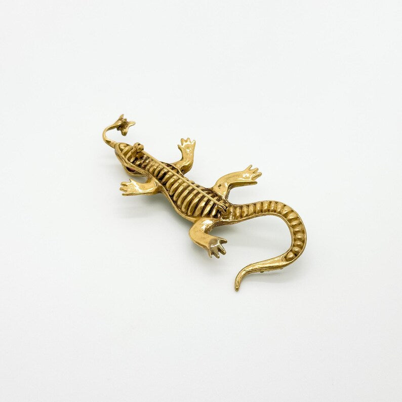 Tribal Gecko Brooch – Unique Animal Design for Countryside Style and Party Wear
