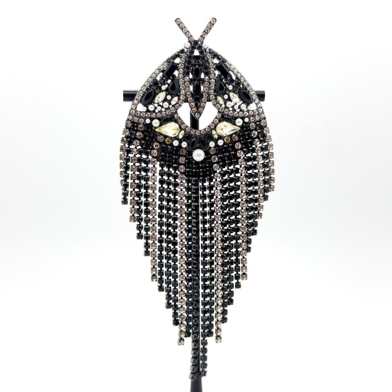 Moth Brooch and Moth Earrings Set – Elegant Jewelry Set for Special Occasions