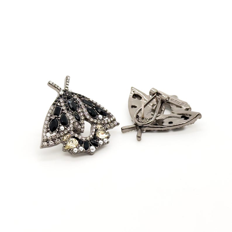 Moth Brooch and Moth Earrings Set – Elegant Jewelry Set for Special Occasions