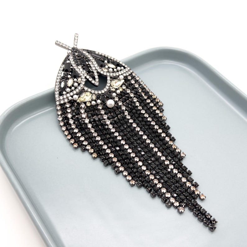 Moth Brooch and Moth Earrings Set – Elegant Jewelry Set for Special Occasions