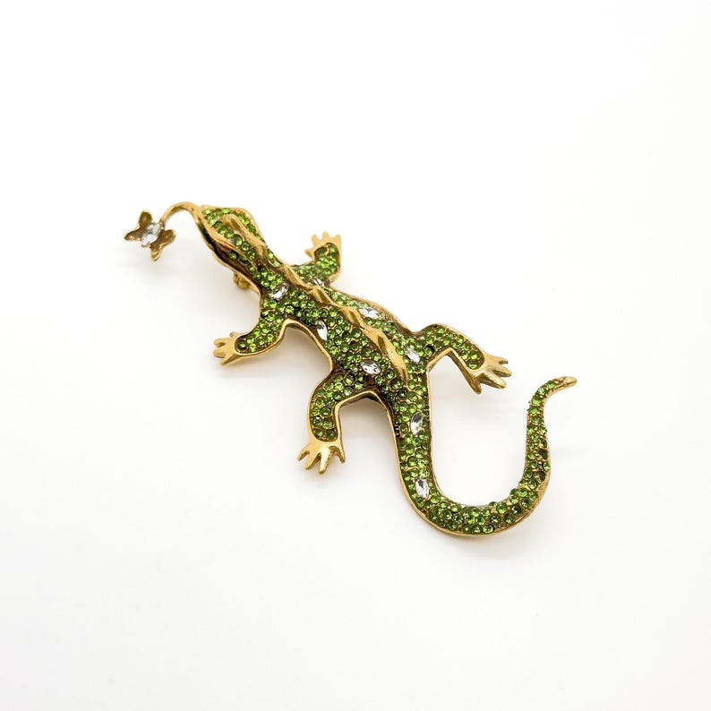 Tribal Gecko Brooch – Unique Animal Design for Countryside Style and Party Wear