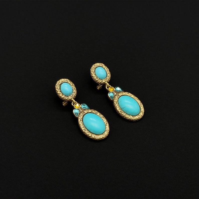 Turquoise Vintage Deco Earrings – Elegant Court-Inspired Ethnic Jewelry for Her