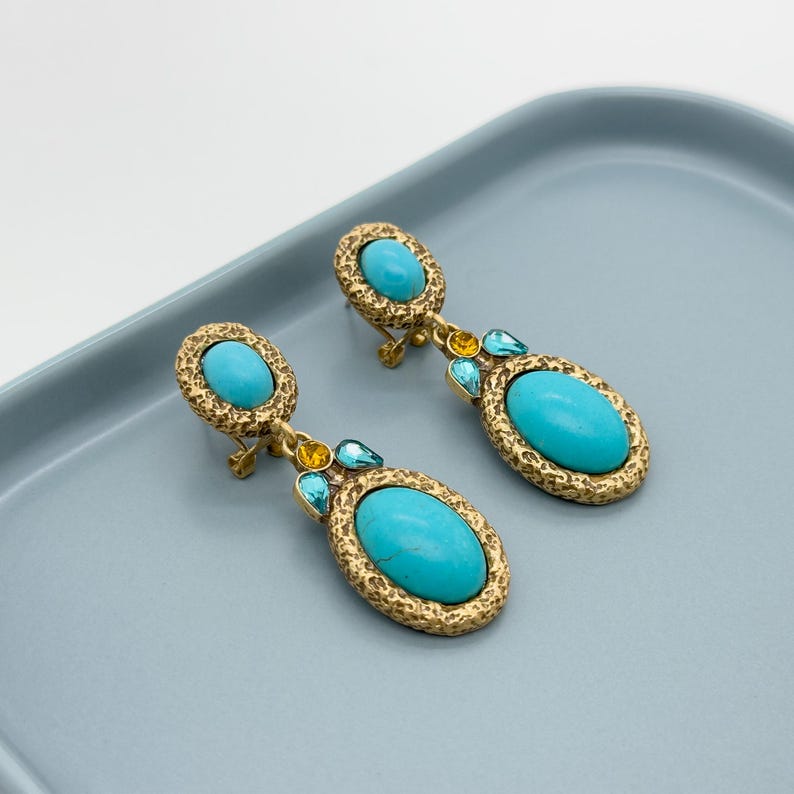 Turquoise Vintage Deco Earrings – Elegant Court-Inspired Ethnic Jewelry for Her