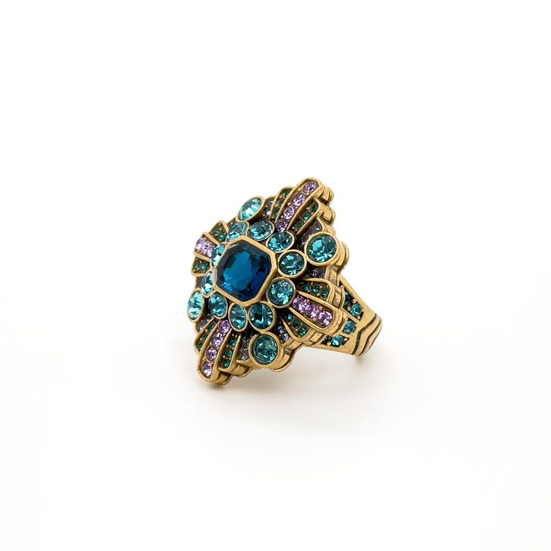 Flower Rings, Blue Zircon Rings, and Square Open Rings – Elegant and Modern Designs for Every Occasion