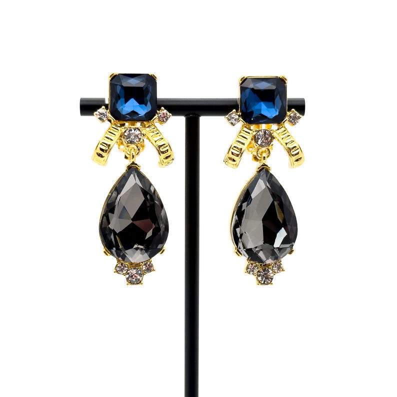 Temperament Earrings – French Court Style with Black Crystal for Elegant Jewelry