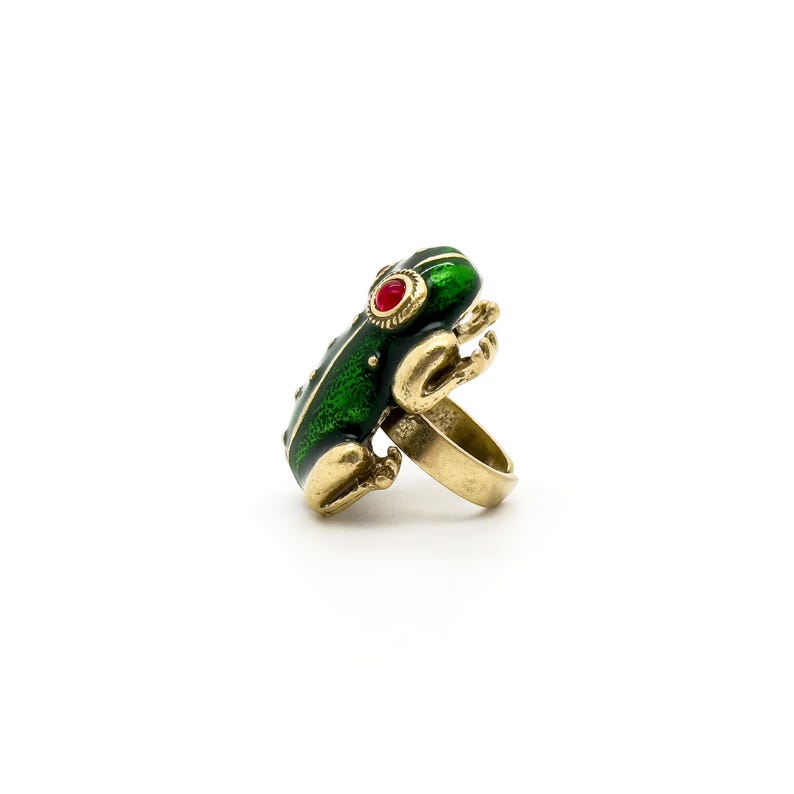 Rustic Ethnic Frog Rings – Open Design for Women Who Love Tribal & Unique Accessories