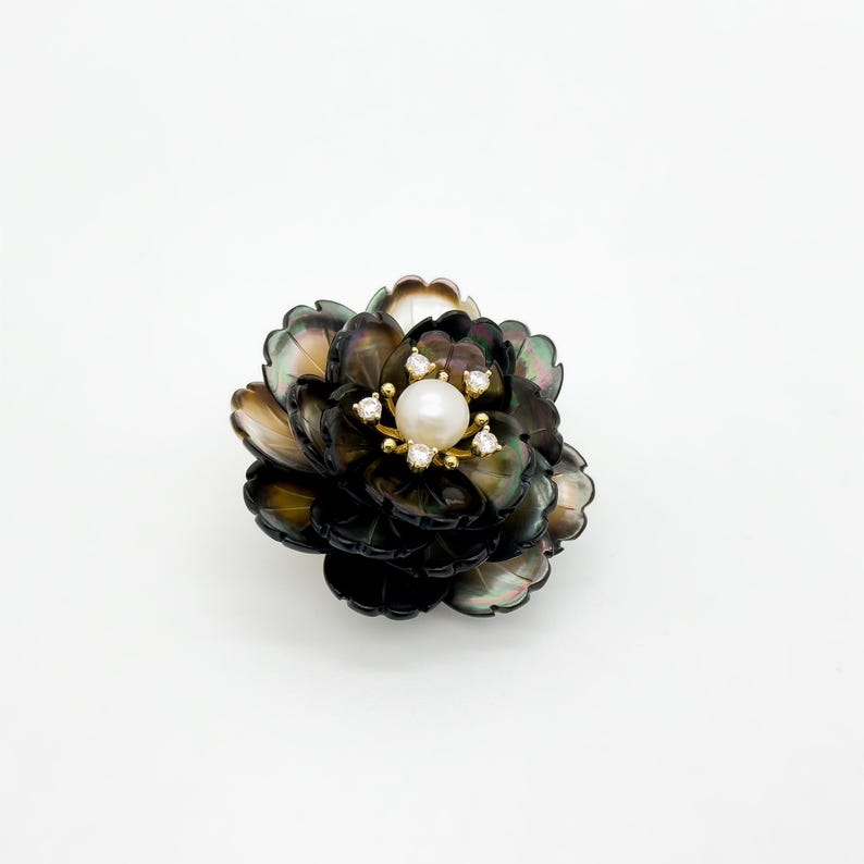 Peony Brooch – Elegant and Graceful Suit Design for Birthday Gift and Party Accessory