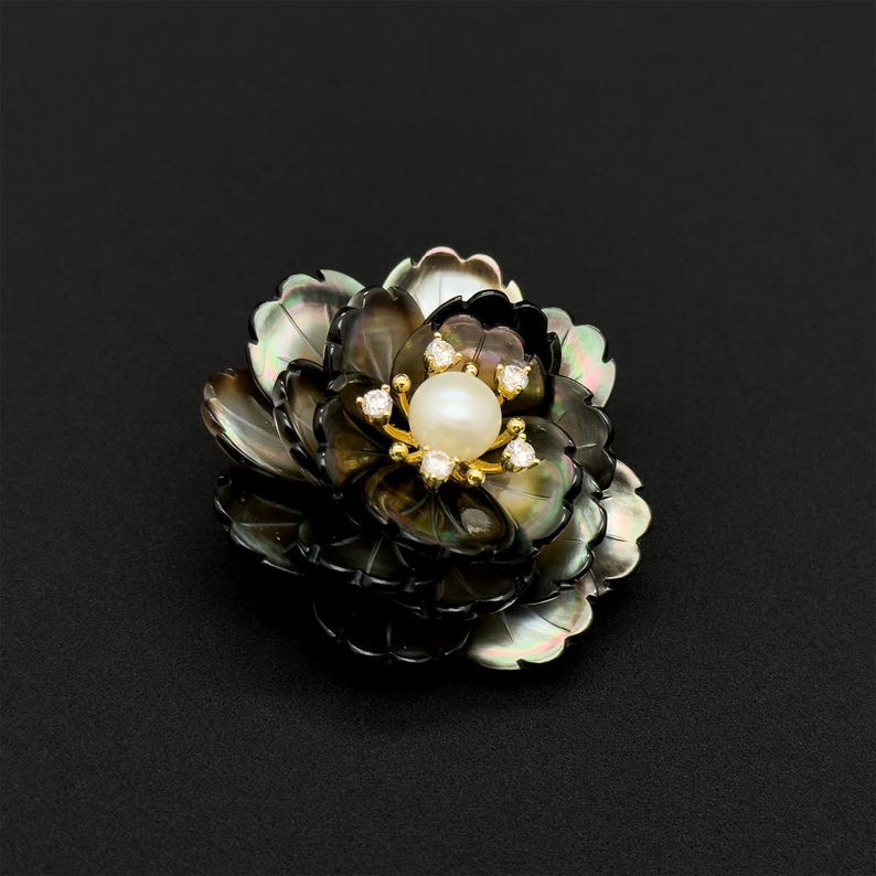 Peony Brooch – Elegant and Graceful Suit Design for Birthday Gift and Party Accessory