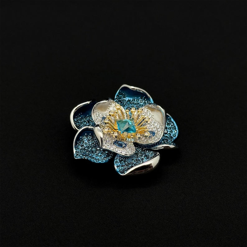 Elegant Luxury Floral Brooch – Perfect for Suits, Weddings, and Special Party Looks
