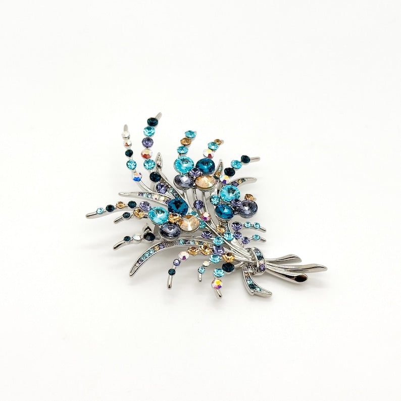 Versatile Botanical Brooch – Elegant Floral Accessory for Birthday Gifting, Parties & Work Attire