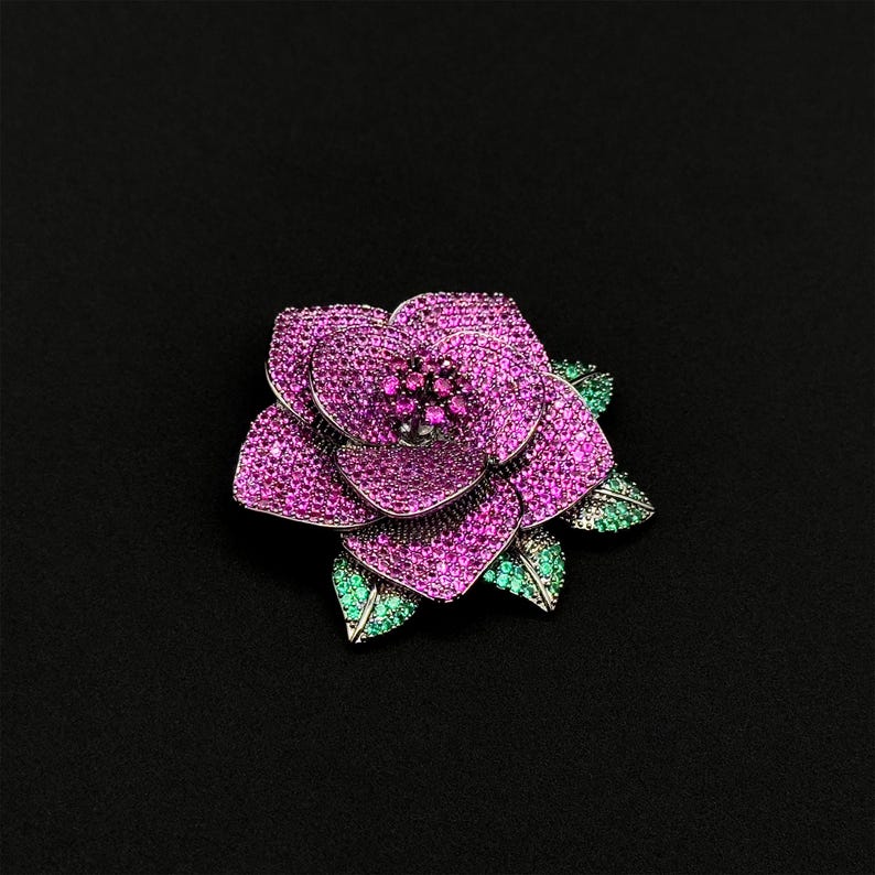 Elegant Purple Flower Brooch – Luxury Statement Pin for Evening Gowns, Birthday or Anniversary Gifts