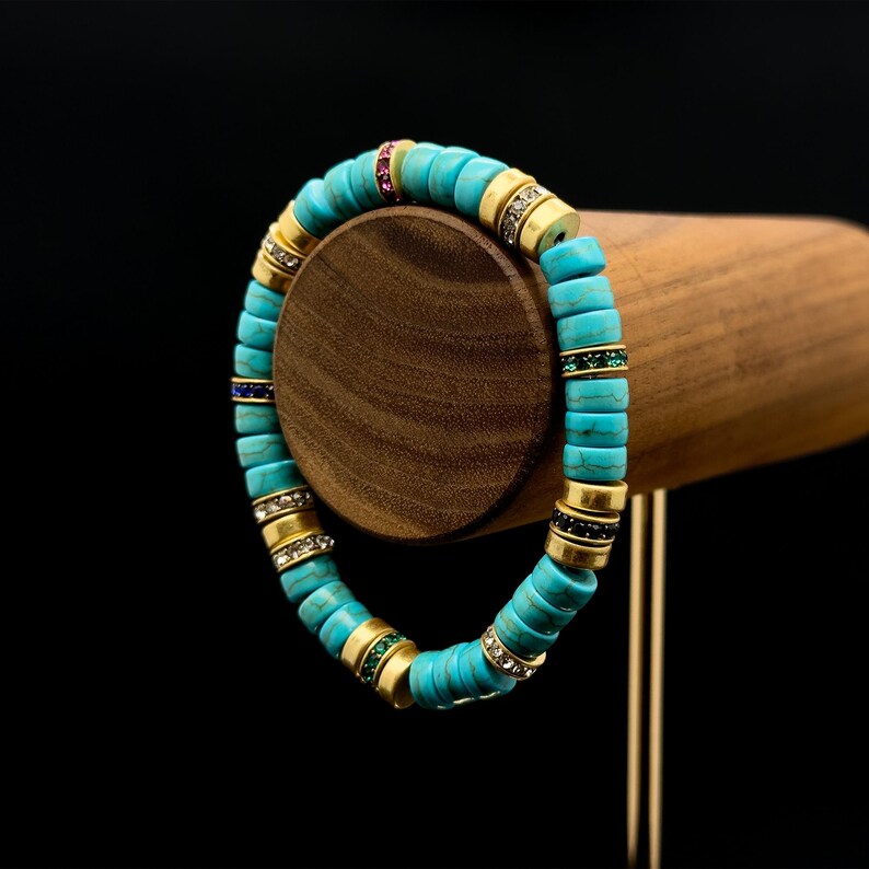 Turquoise Beaded Bracelet – Boho Style with Braided Details for a Natural Look