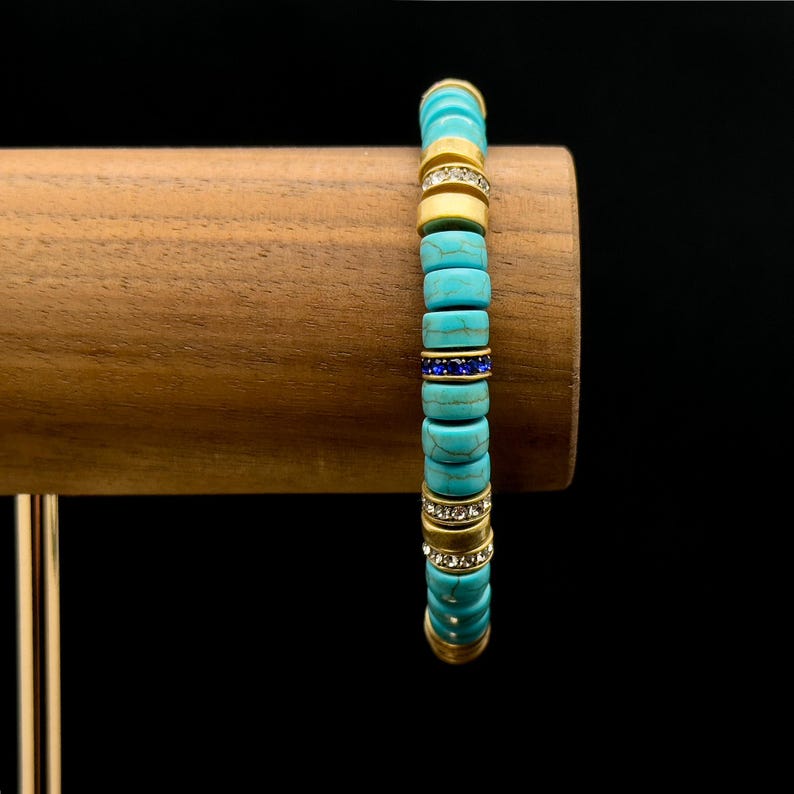 Turquoise Beaded Bracelet – Boho Style with Braided Details for a Natural Look