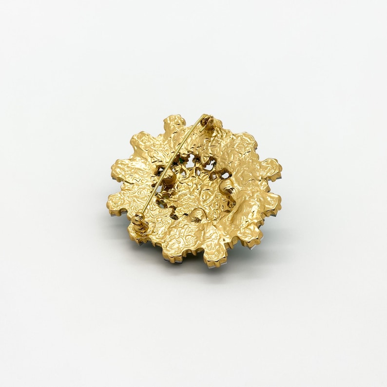 Elegant Vintage Deco & Art Deco Brooches, Zircon, Green & Party Brooches for Weddings and Special Occasions