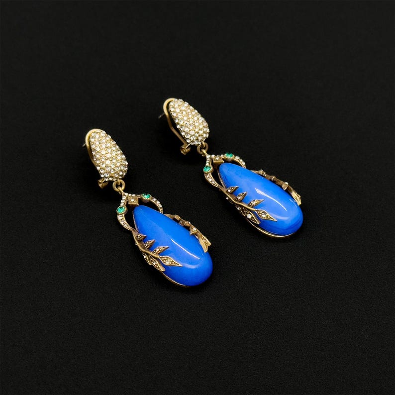 Sophisticated Boho, Blue & Leaf Earrings: Vintage Deco & Art Deco Styles for Women’s Everyday Elegance