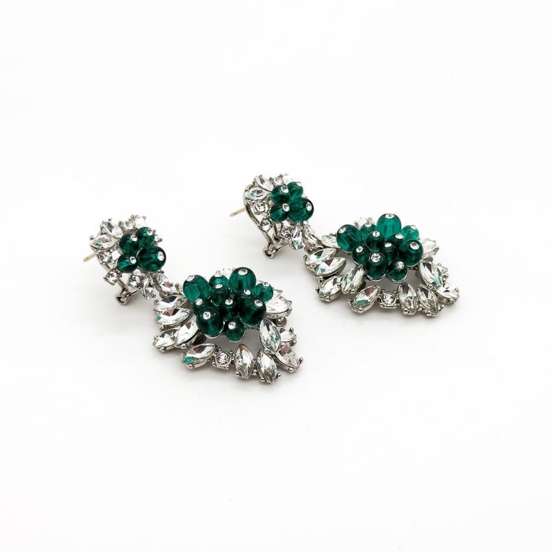 Court Style Earrings – French Design with Emerald and Purple Stones for Chic Elegance