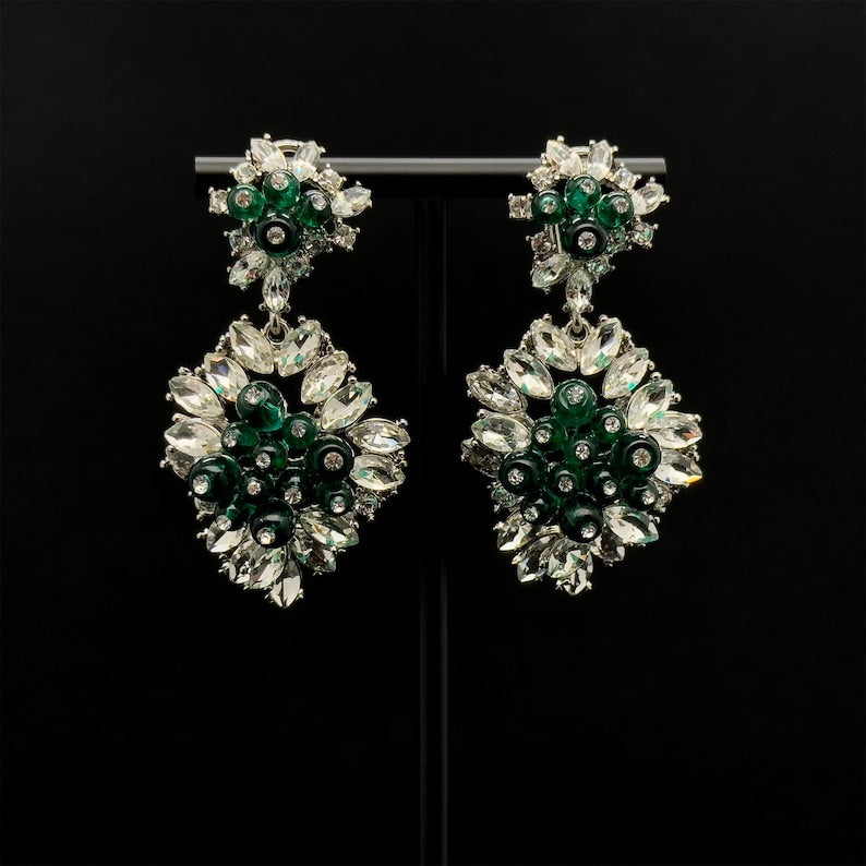 Court Style Earrings – French Design with Emerald and Purple Stones for Chic Elegance