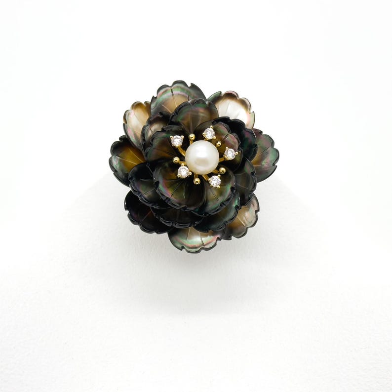 Peony Brooch – Elegant and Graceful Suit Design for Birthday Gift and Party Accessory