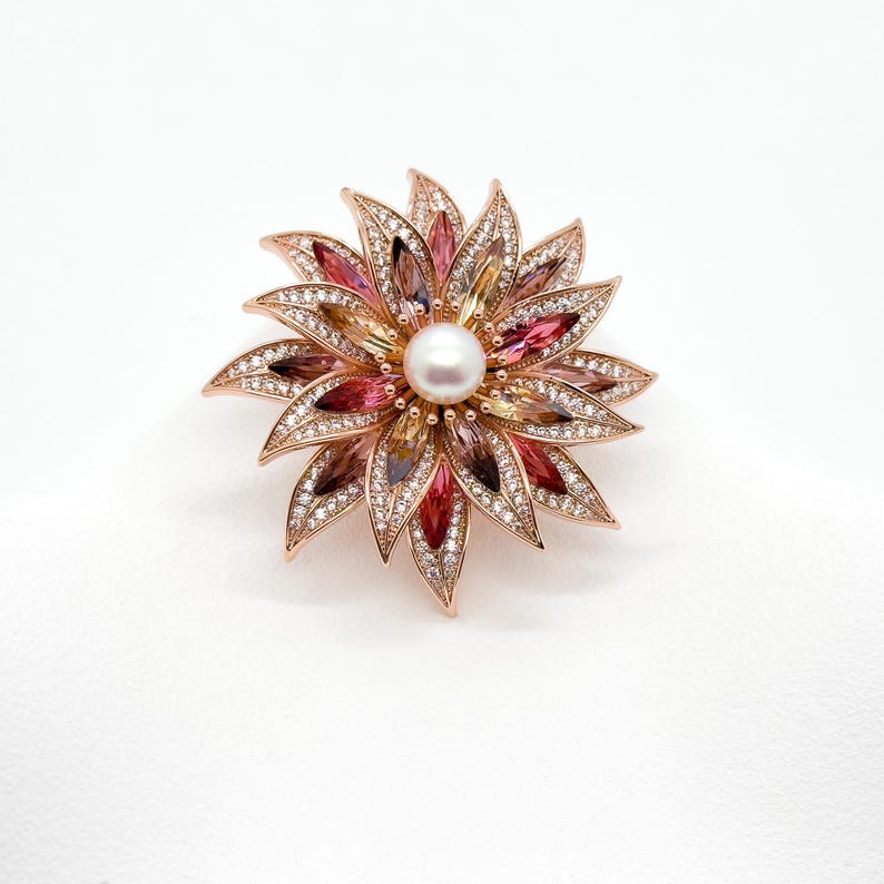 Floral Sunflower Brooch – Crystal Design for Suit, Party, and Wedding Accessories