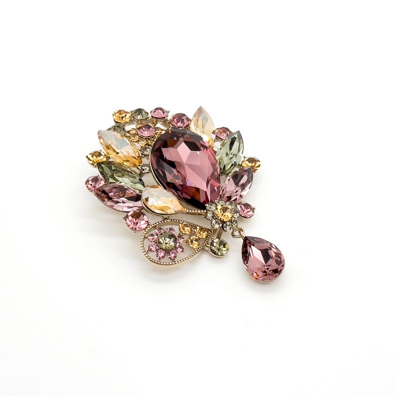 Royal Boho Brooch – Ethnic French Crystal Pin for Party and Wedding Outfits