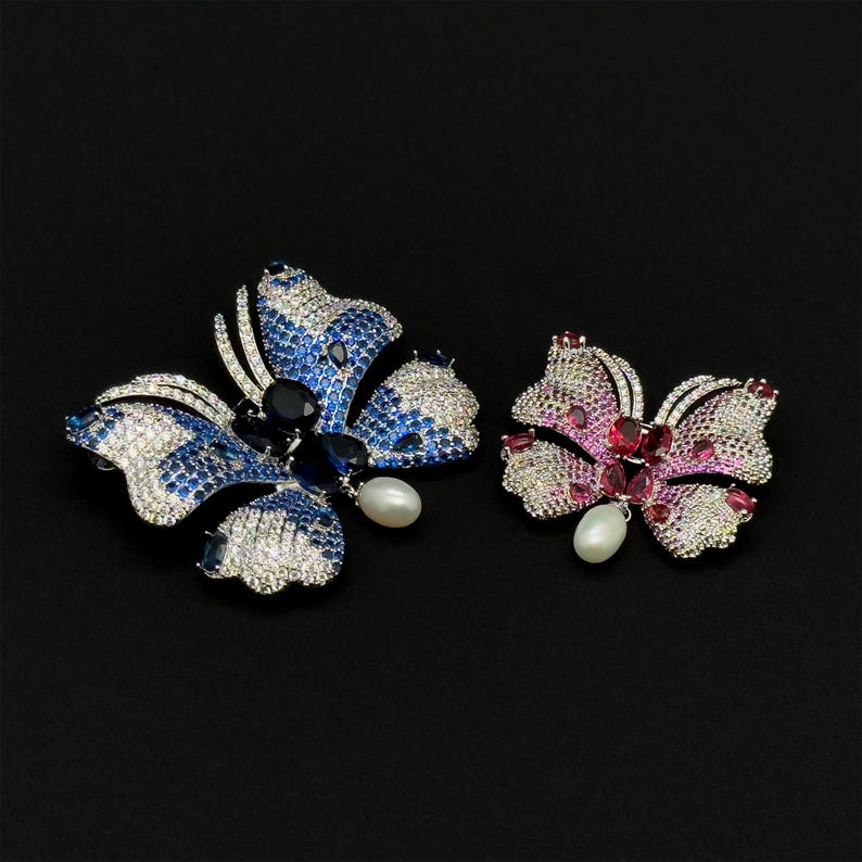 Luxury Butterfly Brooch for Women – French & Ethnic Design Perfect for Parties and Special Occasions