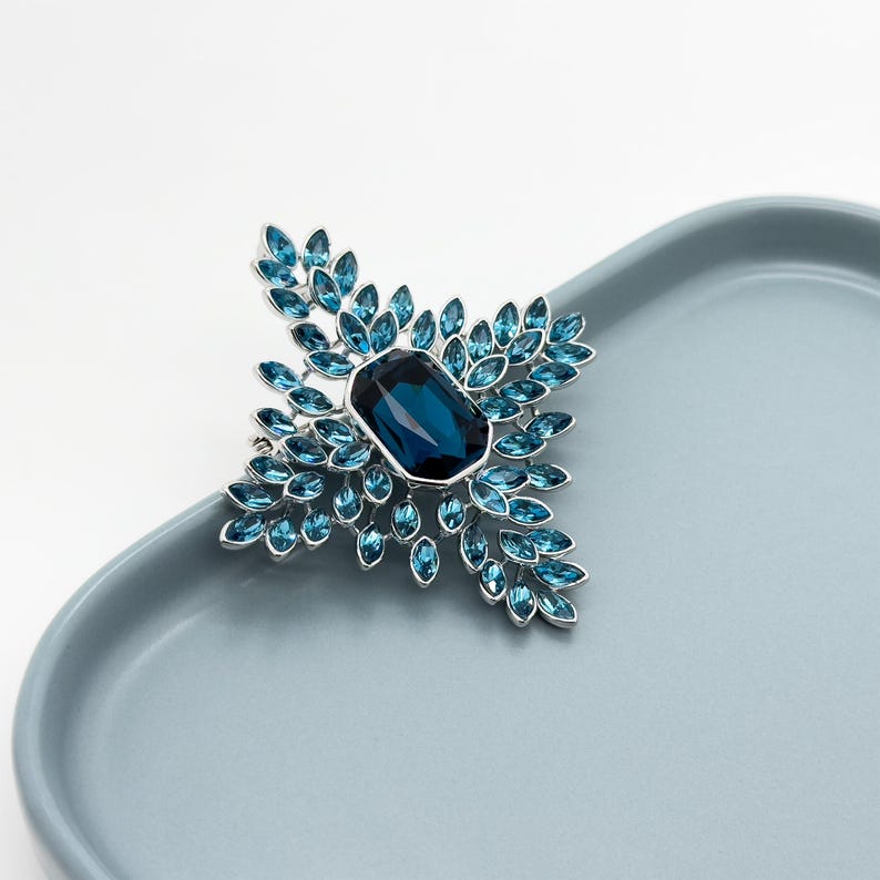 Blue Crystal Leaf Brooch in Luxe French Design – Perfect for Parties, Suits & Formal Outfits