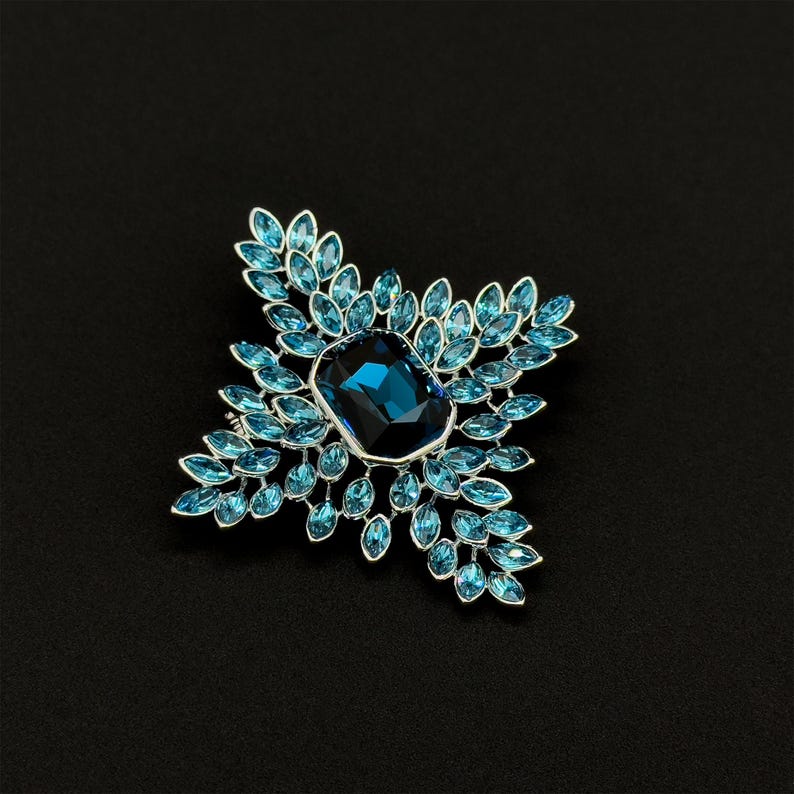 Blue Crystal Leaf Brooch in Luxe French Design – Perfect for Parties, Suits & Formal Outfits