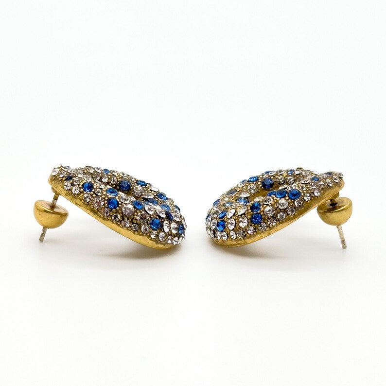 Versatile U-Shaped Earrings in Vintage Deco & Art Deco Styles: From Summer Days to Evening Glam