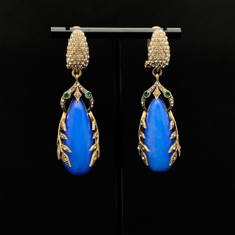 Sophisticated Boho, Blue & Leaf Earrings: Vintage Deco & Art Deco Styles for Women’s Everyday Elegance
