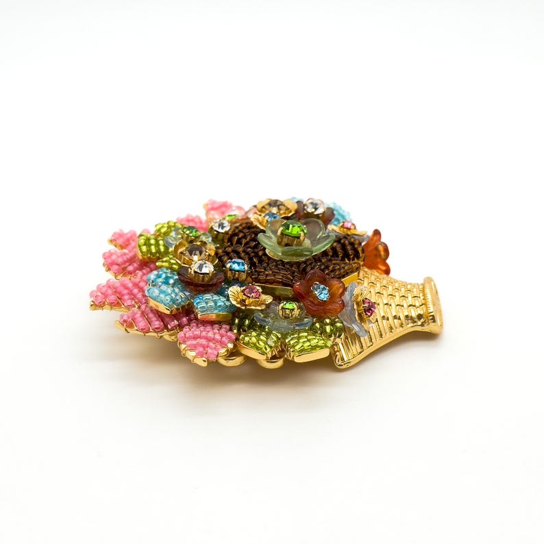 Timeless Beauty: Vintage Deco, Art Deco, Flower Basket & Woven Brooches for Dress, Party, and Dinner Styles