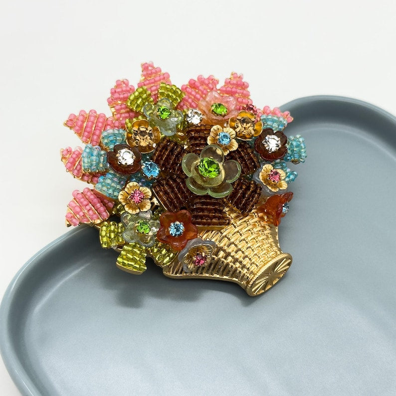 Timeless Beauty: Vintage Deco, Art Deco, Flower Basket & Woven Brooches for Dress, Party, and Dinner Styles
