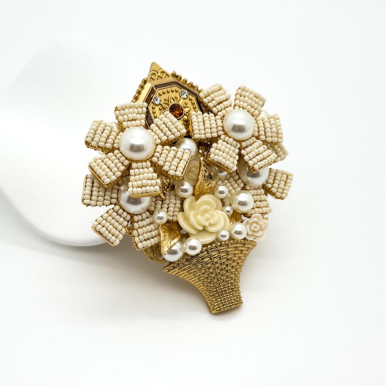 Timeless Beauty: Vintage Deco, Art Deco, Flower Basket & Woven Brooches for Dress, Party, and Dinner Styles