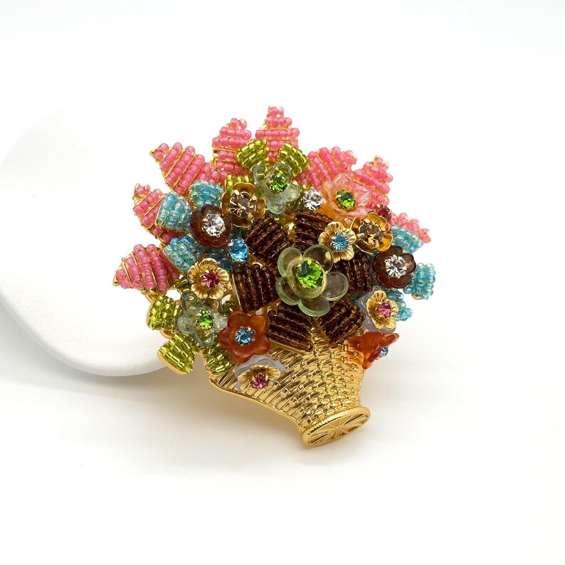 Timeless Beauty: Vintage Deco, Art Deco, Flower Basket & Woven Brooches for Dress, Party, and Dinner Styles