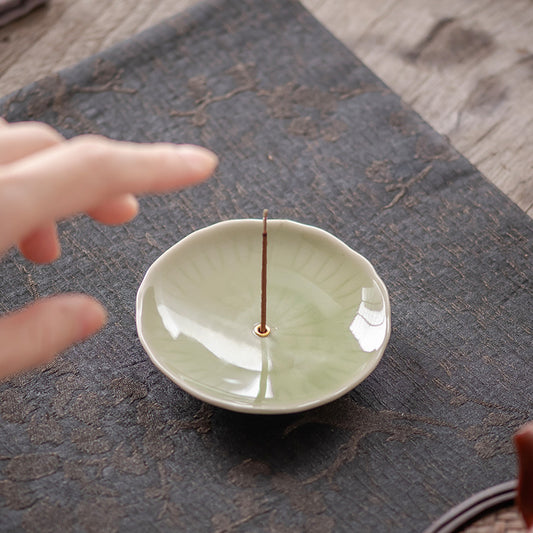 Japanese Minimalist Celadon Incense Holder – For Stick Incense, Zen-Inspired Home Use