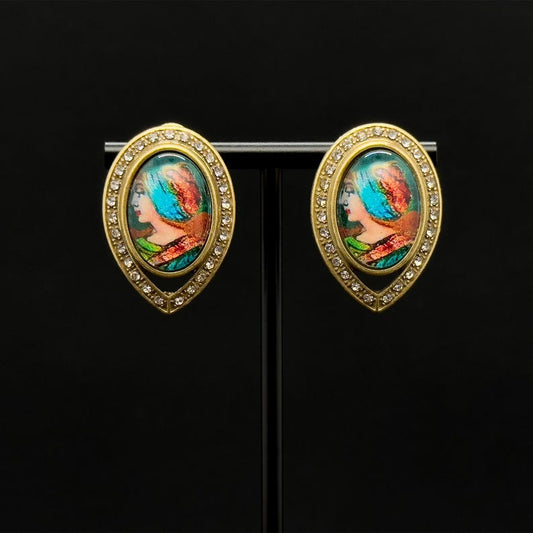 Portrait Earrings – Court Style and Oil Painting Design for Elegant Jewelry