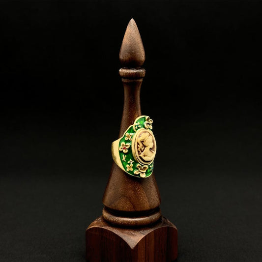 Exquisite Portrait & Cameo Rings – Floral Open Ring Designs for Elegant Women’s Jewelry