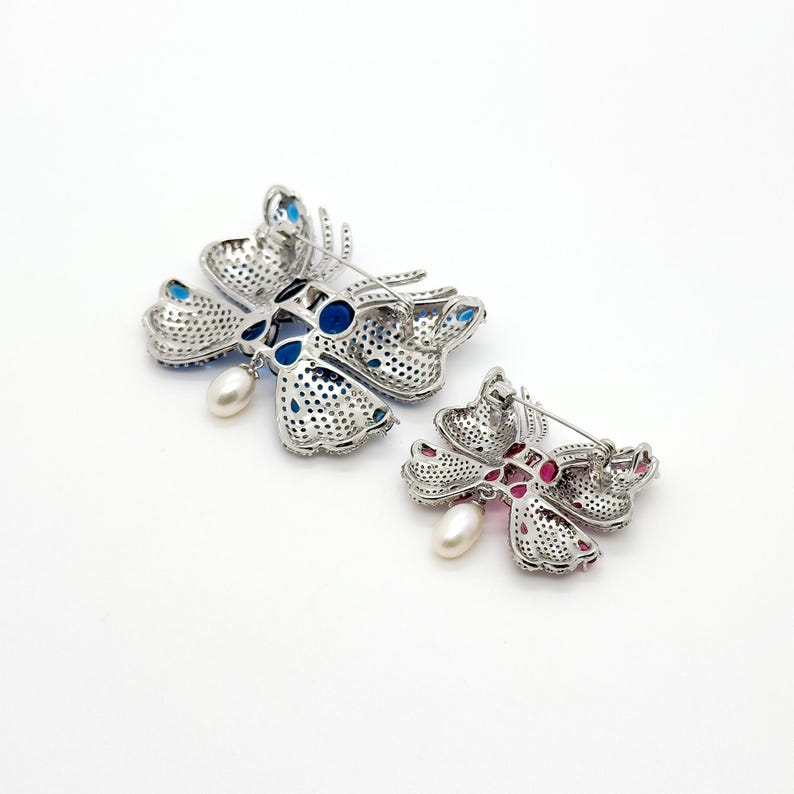 Luxury Butterfly Brooch for Women – French & Ethnic Design Perfect for Parties and Special Occasions