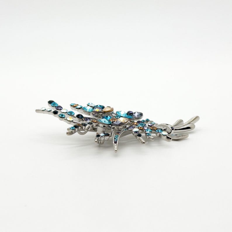 Versatile Botanical Brooch – Elegant Floral Accessory for Birthday Gifting, Parties & Work Attire