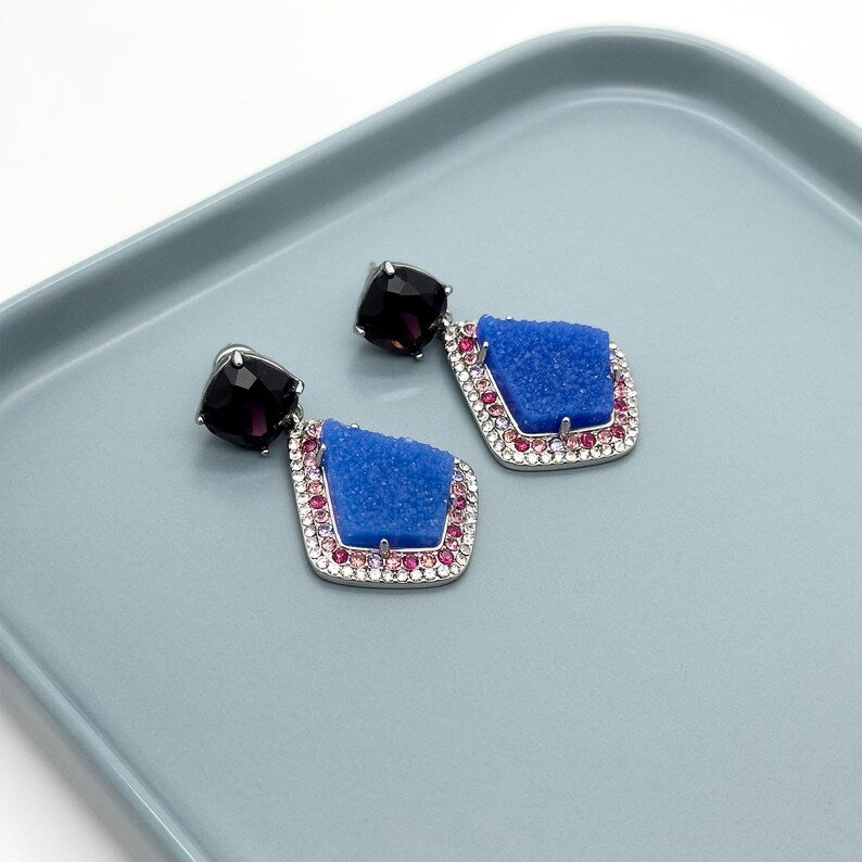 Trendy Blue Droplet Earrings – A Versatile, Elegant Piece for Women’s Summer Fashion & Casual Looks